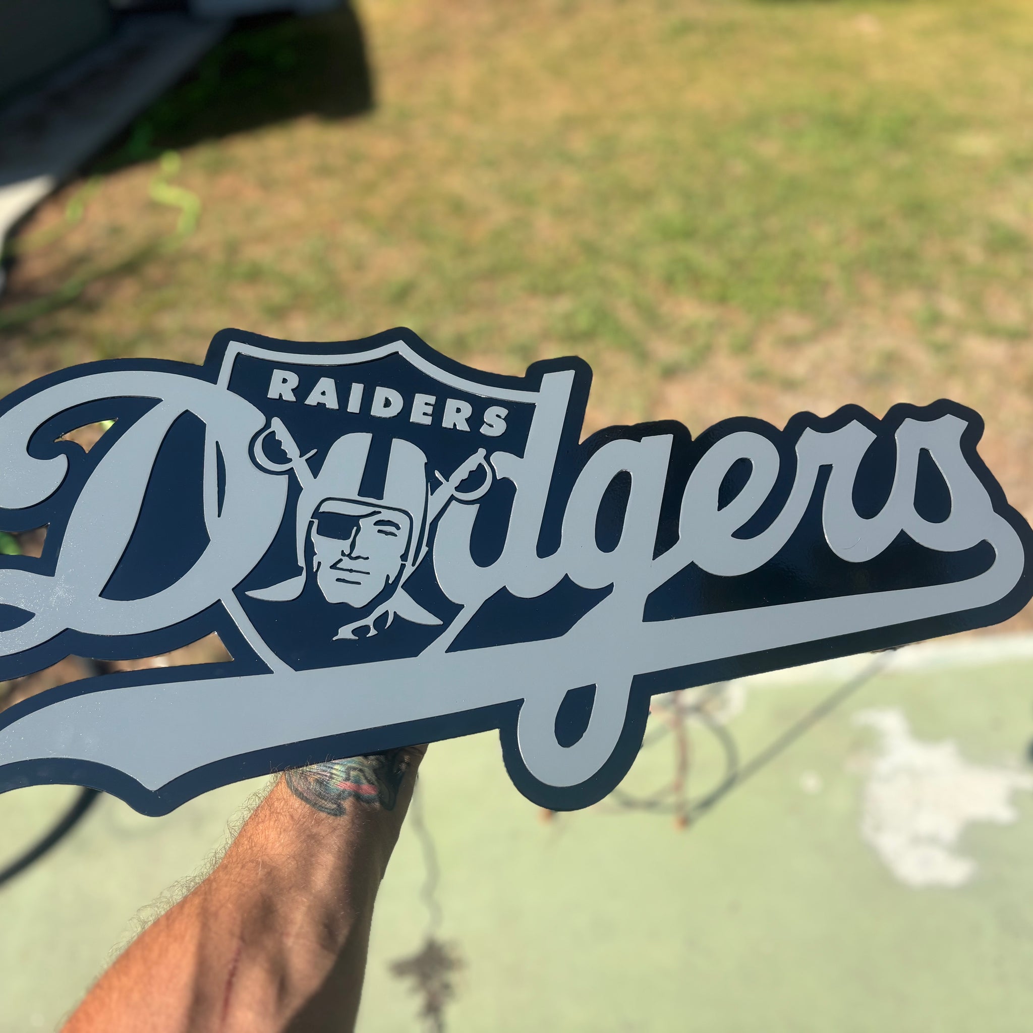 Dodgers x Raiders Sign